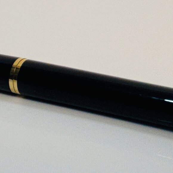 Sheaffer Fountain Pen with 14k Gold Nib Works Great Comes with 4 Cartridges - Picture 3 of 12